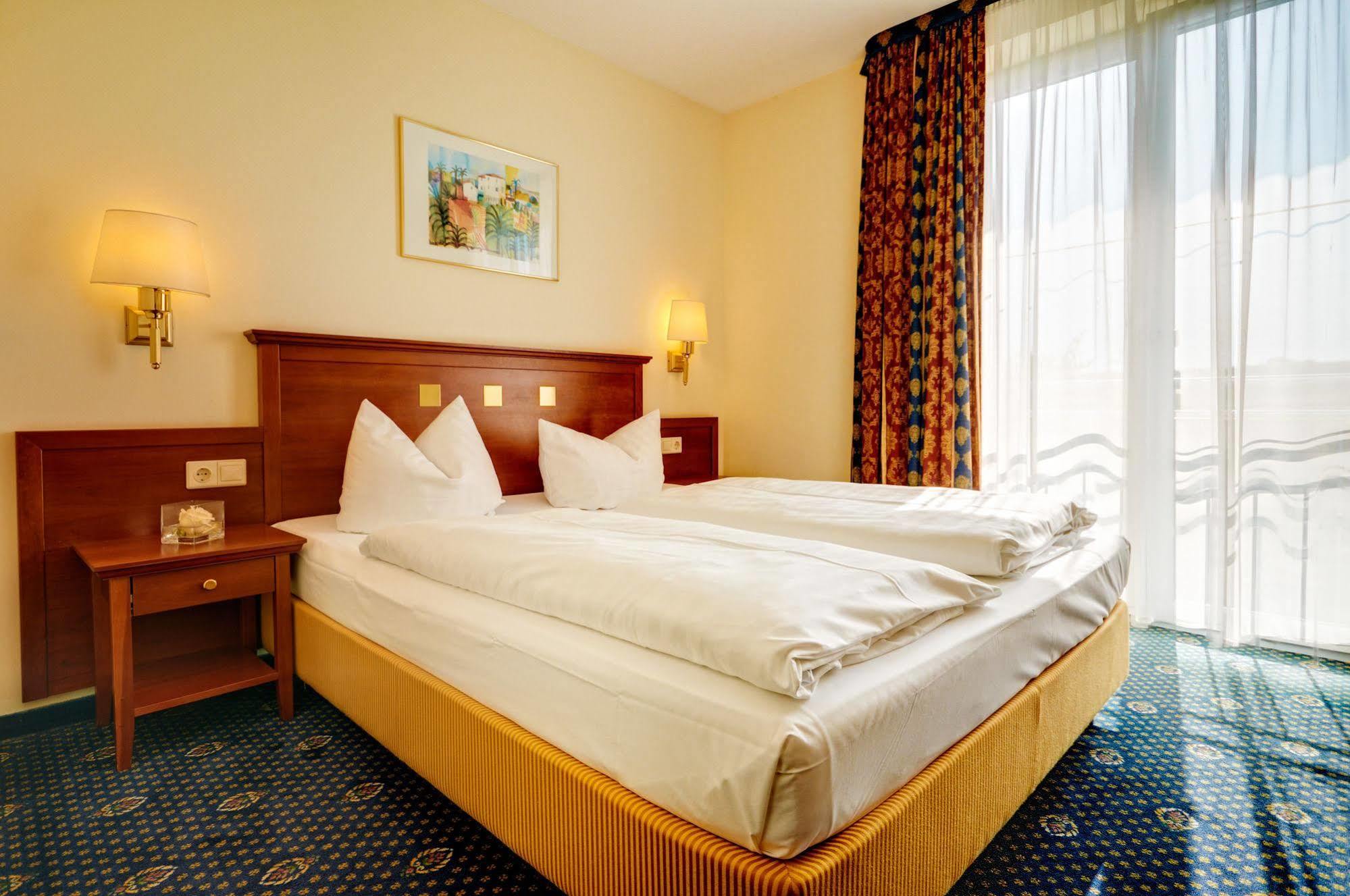 Landhotel Hallnberg Walpertskirchen Екстериор снимка