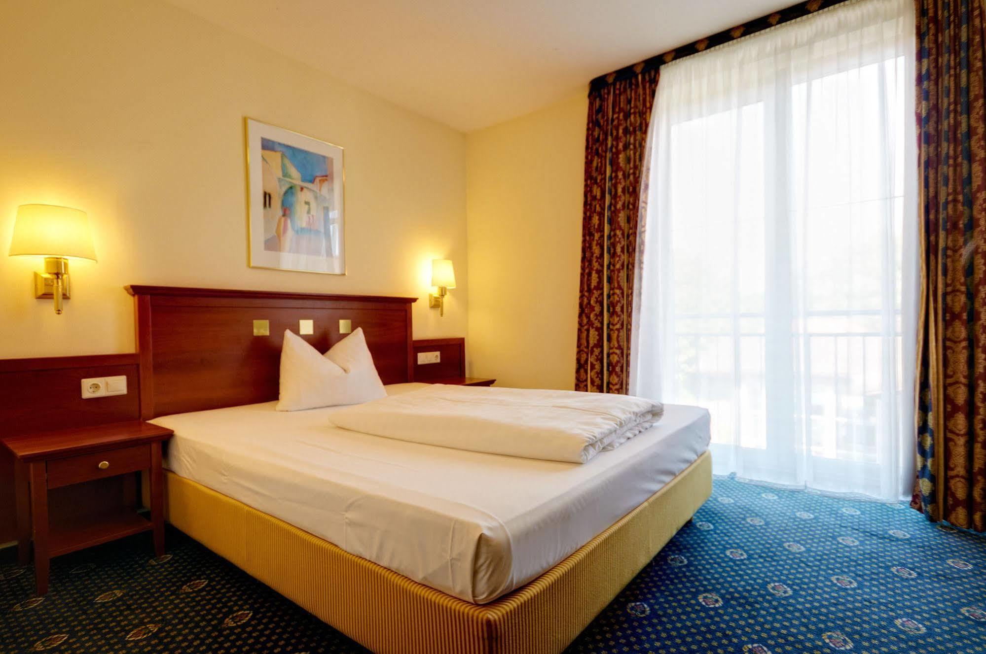 Landhotel Hallnberg Walpertskirchen Екстериор снимка