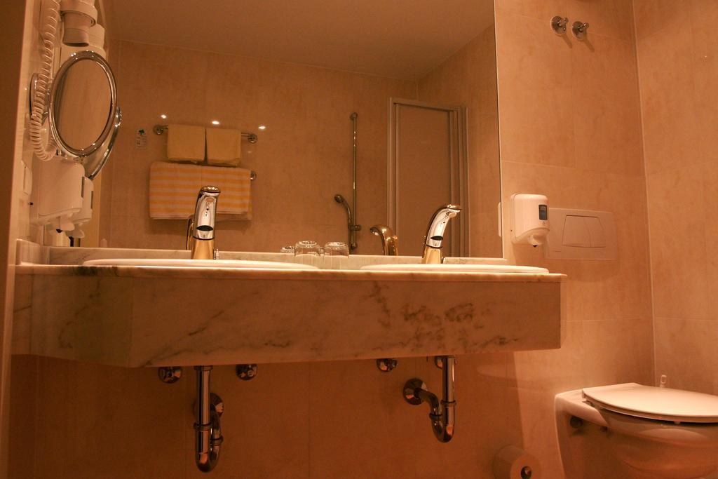 Landhotel Hallnberg Walpertskirchen Стая снимка